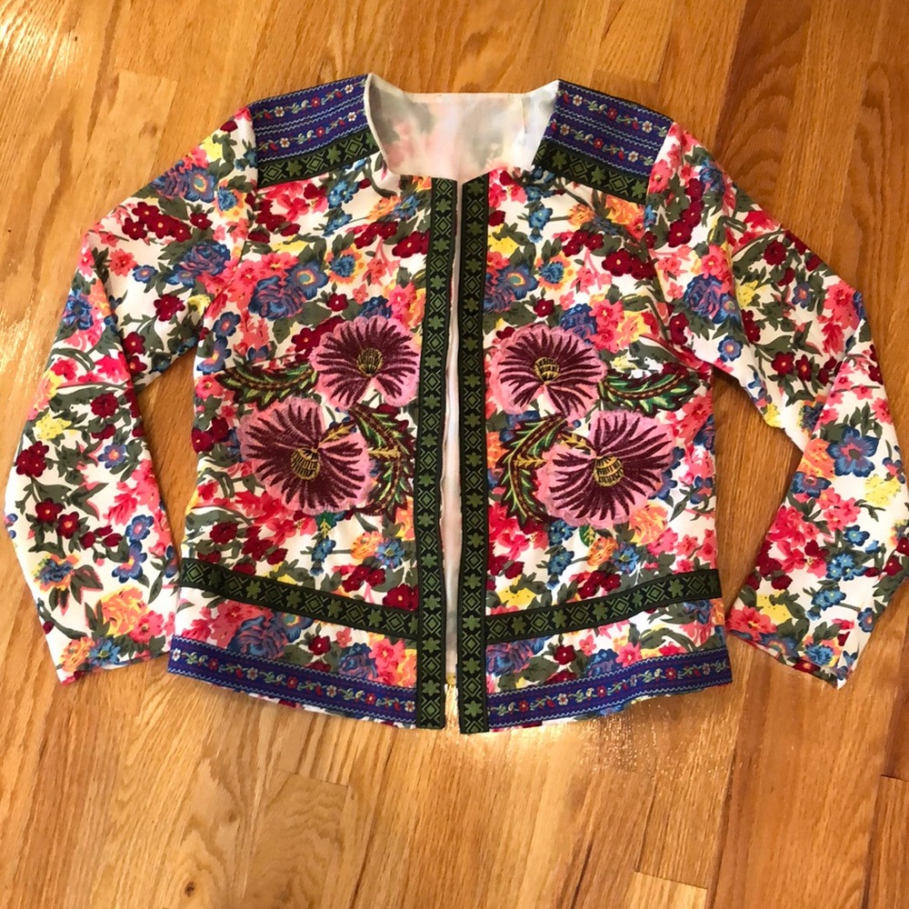 Shein floral jacket no size tag